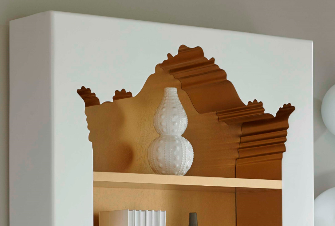 BOOKCASE-DETAIL